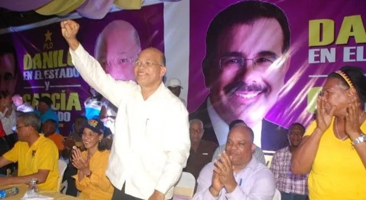 José García oficializa candidatura a diputado por Santo Domingo Norte 