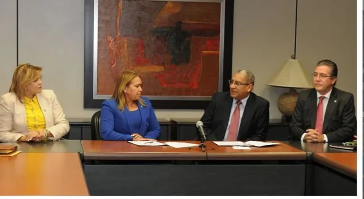 El Inafocam y el Banco Central extienden convenio de capacitación docente en educación económica y financiera
