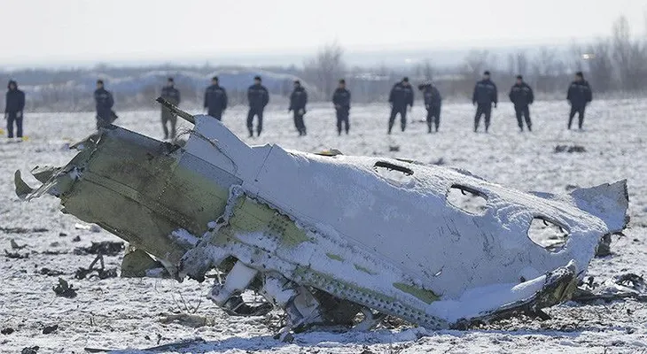 Cajas negras del Boeing de Flydubai revelan conflicto y pánico entre pilotos antes de la caída fatal