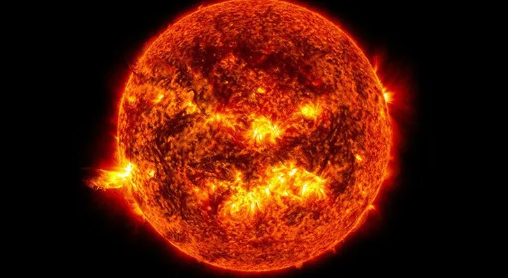 Científicos de Harvard anuncian una erupción solar que podría acabar con la humanidad