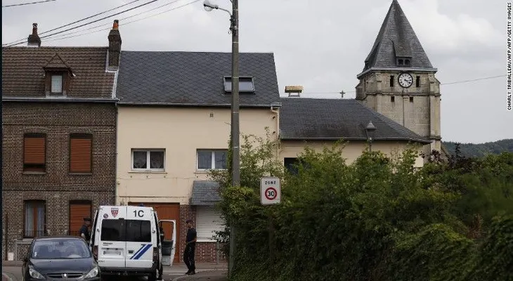 Ataque en Francia es el último asalto de ISIS en su guerra contra el cristianismo