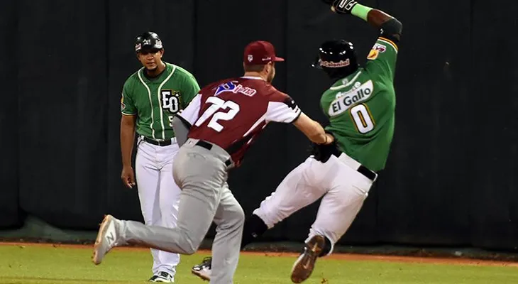 Rosell Herrera fue el héroe ofensivo en victoria de los Gigantes 4-2 sobre las Estrellas
