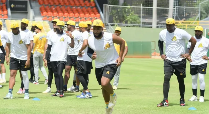 Andy Fermín dice que jugadores han llegado en buenas condiciones a entrenamientos de las Águilas
