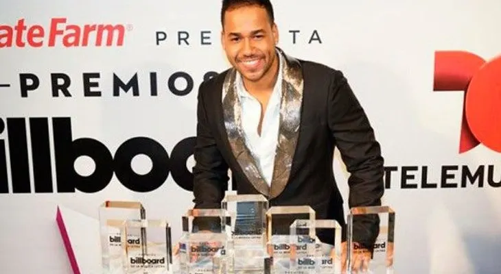 Romeo Santos arrasa en Premios Billboard
