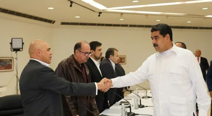 Nicolás Maduro se compromete con el diálogo; afirma está "dispuesto a escuchar"