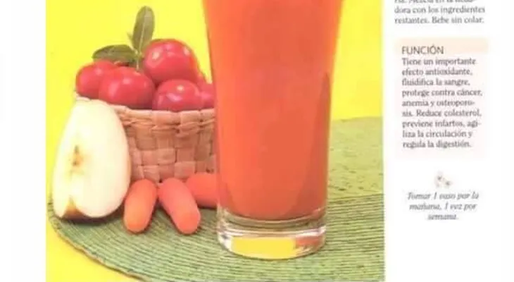 Un excelente jugo de tomate, zanahoria y manzana