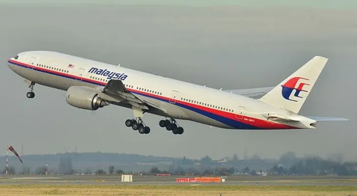 Arqueólogo marino dice haber encontrado avión de Malasia cerca de Vietnam