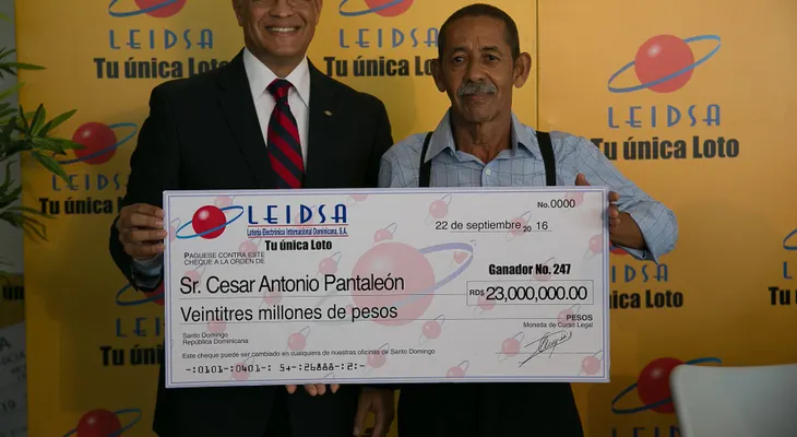 Ex profesor gana RD$23 millones en sorteo de Leidsa