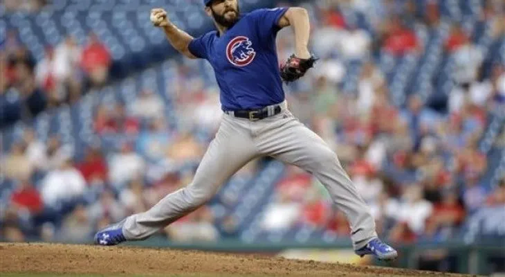 Arrieta llega a 19 victorias, Cachorros vencen a Filis