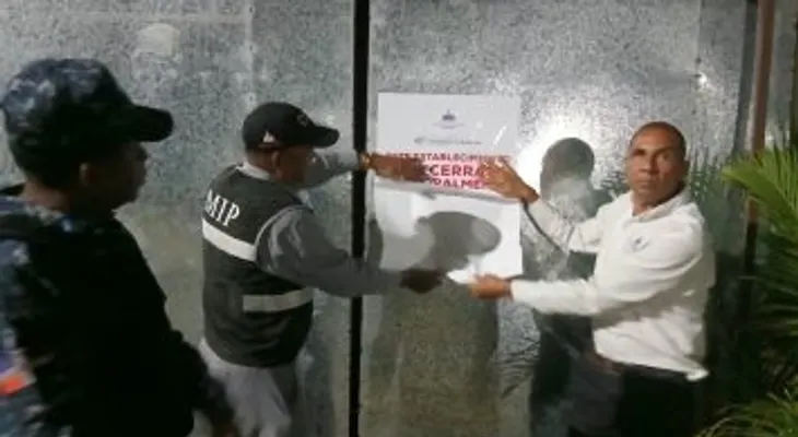COBA cierra un bar y notifica otro establecimiento tras riñas en La Vega
