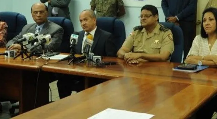 Autoridades anuncian medidas ante riesgo de ébola en la República Dominicana 
