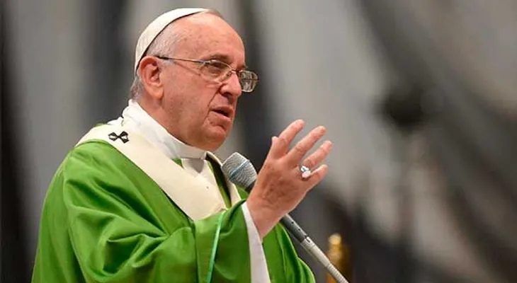 Papa Francisco condena maltrato a prisioneros 