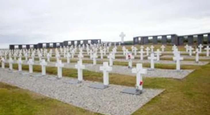 Cientos de personas mueren violentamente en RD y son sepultadas sin ser identificadas