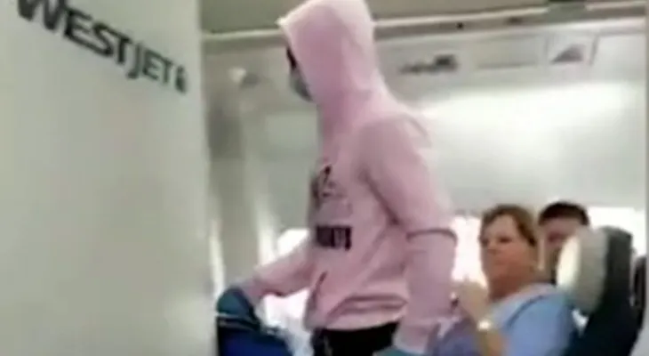 Un avión aterriza abruptamente, luego de un pasajero decir que tenía coronavirus