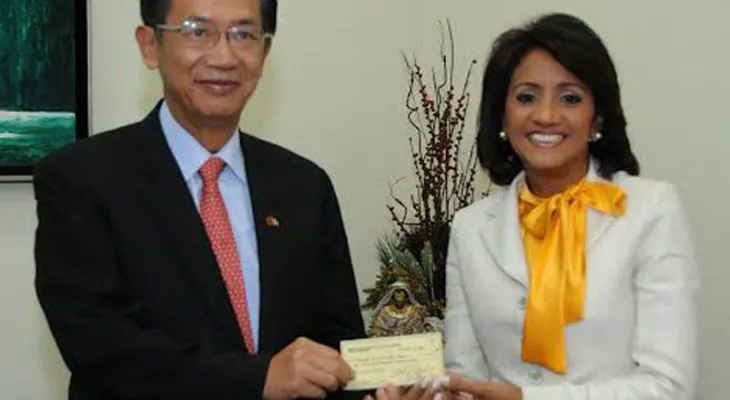 Taiwán entrega US1.5 millones a Primera Dama para construcción  2do centro para la Discapacidad