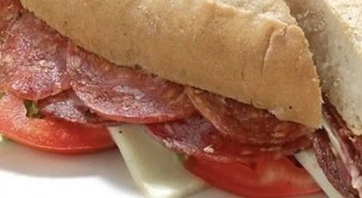 Hombre raptó niño de 4 años pidió pan con salami para liberarlo 