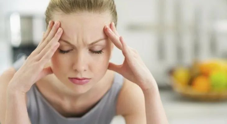 5 razones provocan dolor de cabeza 