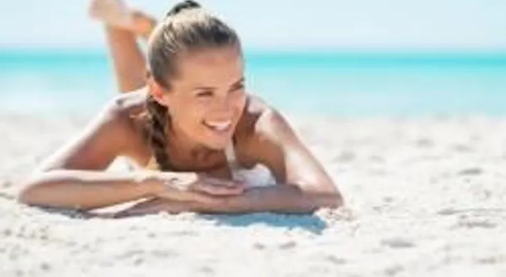 Tomar el sol con moderación baja la presión arterial: otros beneficios para la salud