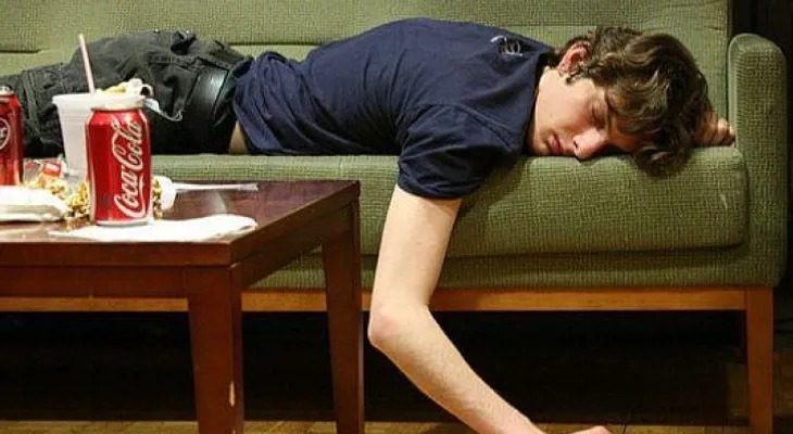 ¿Qué es el "jet lag social" y cómo puede afectar a tu salud?