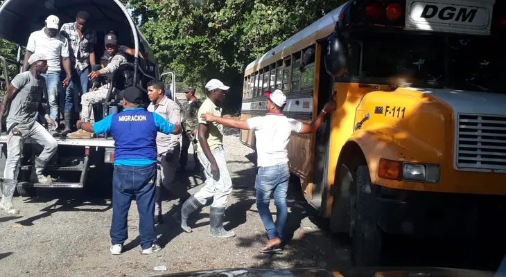  Migración dice haber deportado más de 30 mil extranjeros durante el primer semestre 2018