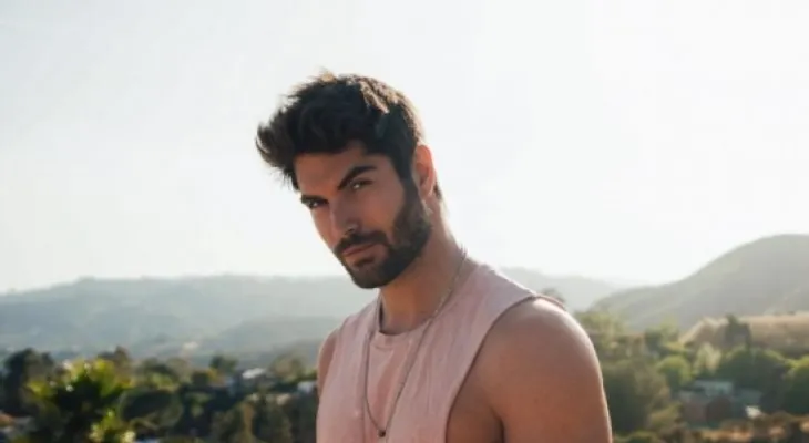El hombre que está volviendo locas a todas en Instagram