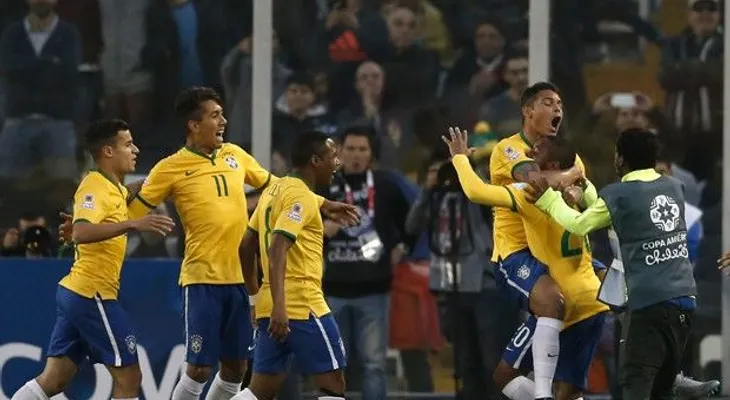 Brasil avanza a cuartos y elimina a Venezuela