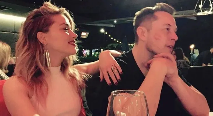 Amber Heard y sus grandes secretos: un padre abusivo, su amorío con James y acusada de participar en un trío sexual con Elon Musk