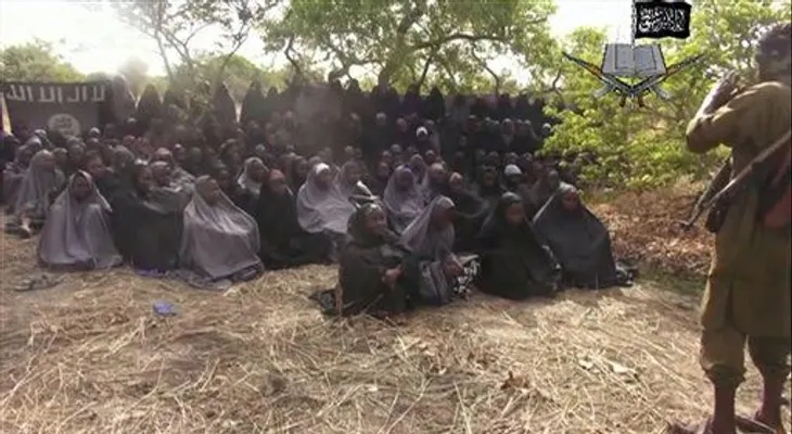 Liberan a 83 niñas secuestradas en Nigeria 