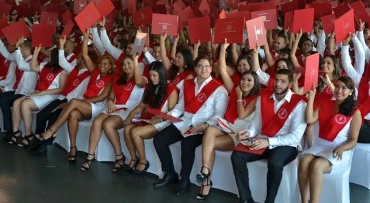 INTEC gradúa 674 nuevos profesionales