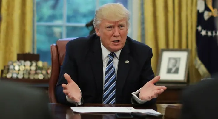 Corte de EEUU mantiene el bloqueo al decreto migratorio de Donald Trump