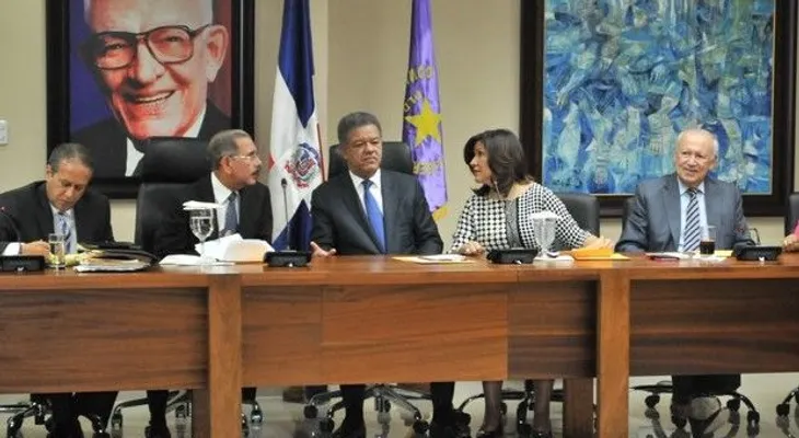 PLD ratificará los alcaldes cun un 10% en encuestas