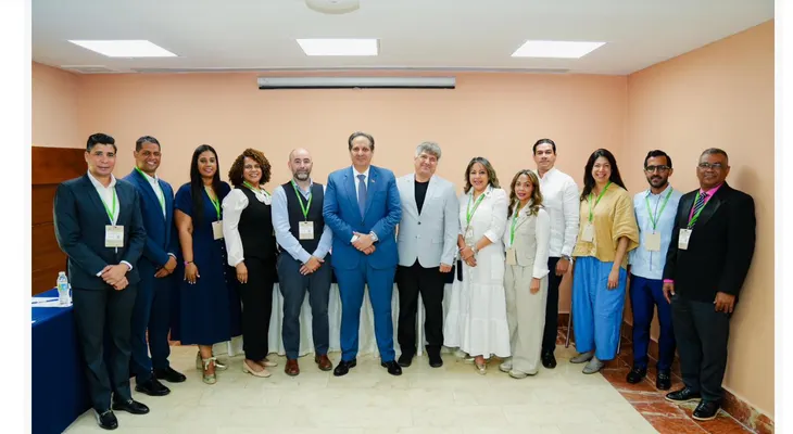 Salud fortalece cooperación en agua y saneamiento