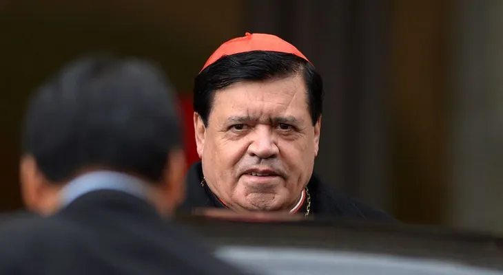 Cardenal mexicano se disculpa con homosexuales