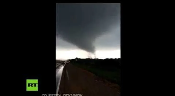 Un tornado deja 5 personas muertas en Texas, EE.UU.