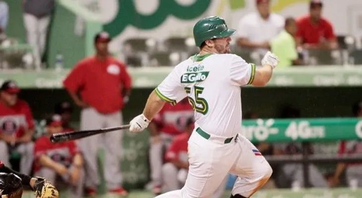 White, el JMV del torneo invernal; Maya fue el mejor lanzador