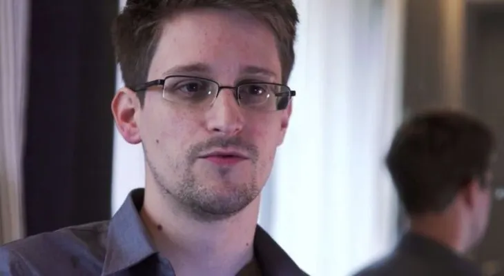 Snowden dice volvería a EEUU con garantía de un&nbsp;juicio justo&nbsp;