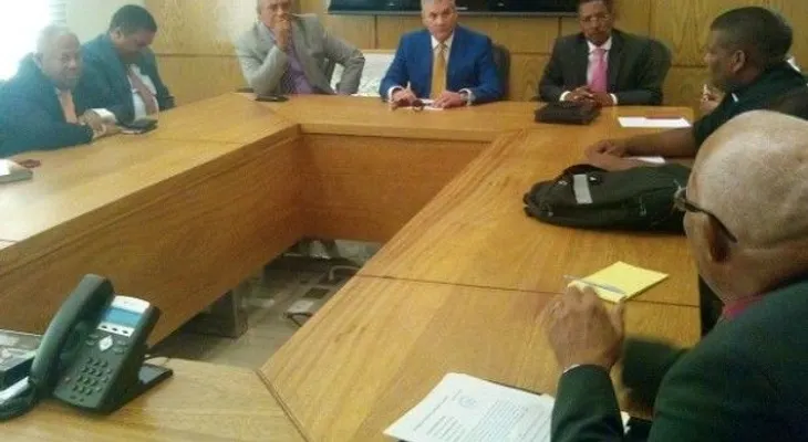 Ministro de Obras Públicas anuncia inicio de obras en Tamayo