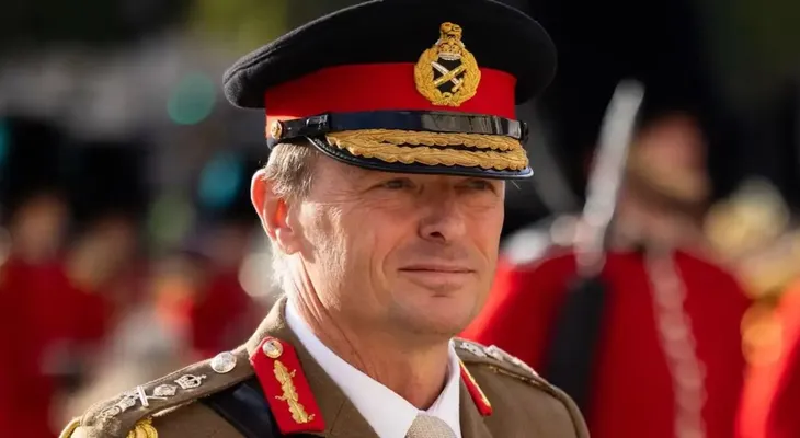 Jefe del Ejército británico pide una "conversación franca" con la población sobre la preparación para una guerra