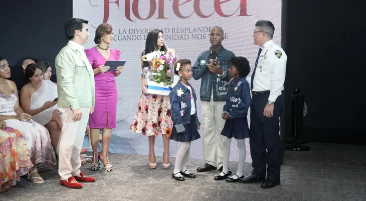 La Procuraduría y el Ministerio de Justicia encabezan el Desfile por la Inclusión «Florecer»
