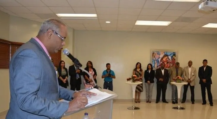 Llaman la atención por incremento de embarazos múltiples en RD