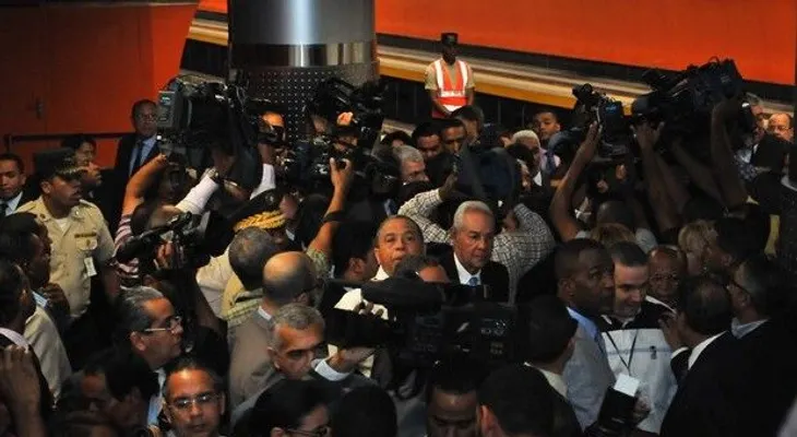 Gualdaespaldas de Medina dieron puñetazos a un fotógrafo y presionaron estómago de periodista 