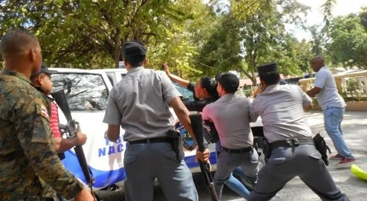 Ratifican prisión contra acusada causar muerte de 4 con un incendio
