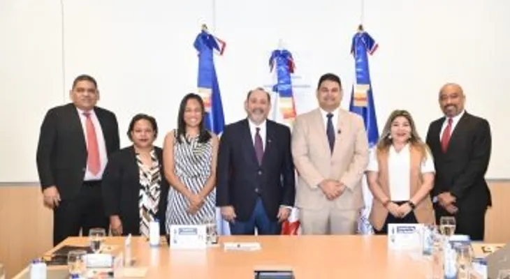 Misión técnica de Panamá conoce experiencia del Siuben para diseñar su Registro Social de Hogares