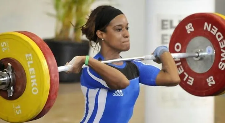 Rafreisy gana bronce; Yuderkis no termina prueba