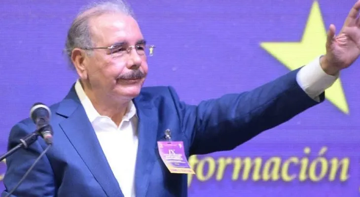 Danilo Medina viajó a EEUU tres días antes del apresamiento de sus colaboradores