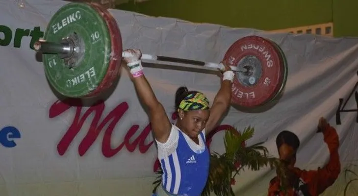 Dominicana logra 2 Oro e implanta marcas en pesas del Festival Deportivo de Mujer 2015