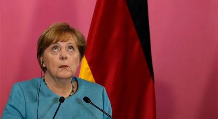 Merkel califica de "preocupante" la situación en Venezuela 