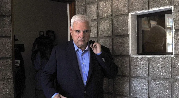 Ricardo Martinelli renuncia a los recursos legales que impedían su extradición a Panamá