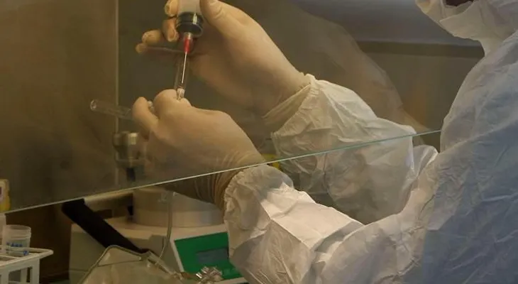 Experto urge a detener diagnósticos tardíos del cáncer de próstata en México