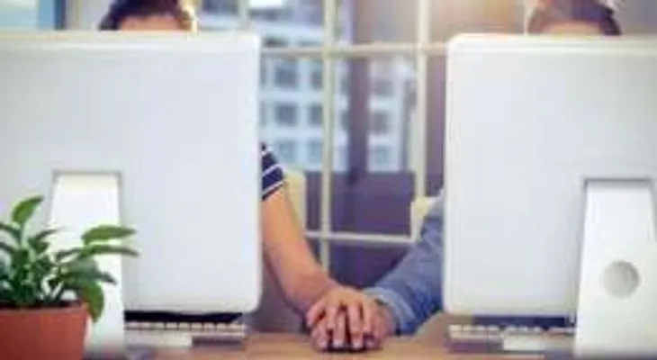 Por qué tener un "esposo de oficina" podría hacerte más feliz